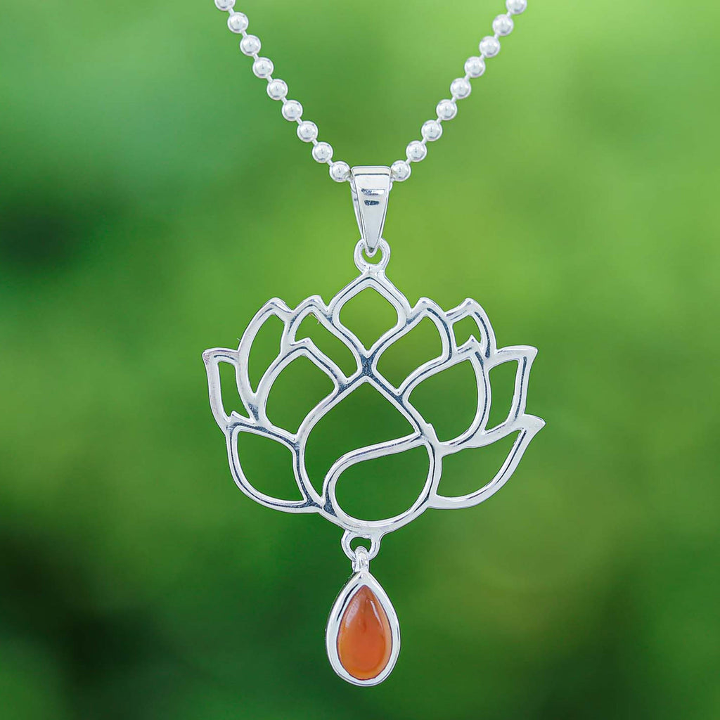 Openwork Carnelian Silver Chakra Floral Pendant Necklace - Orange Chakra Bloom