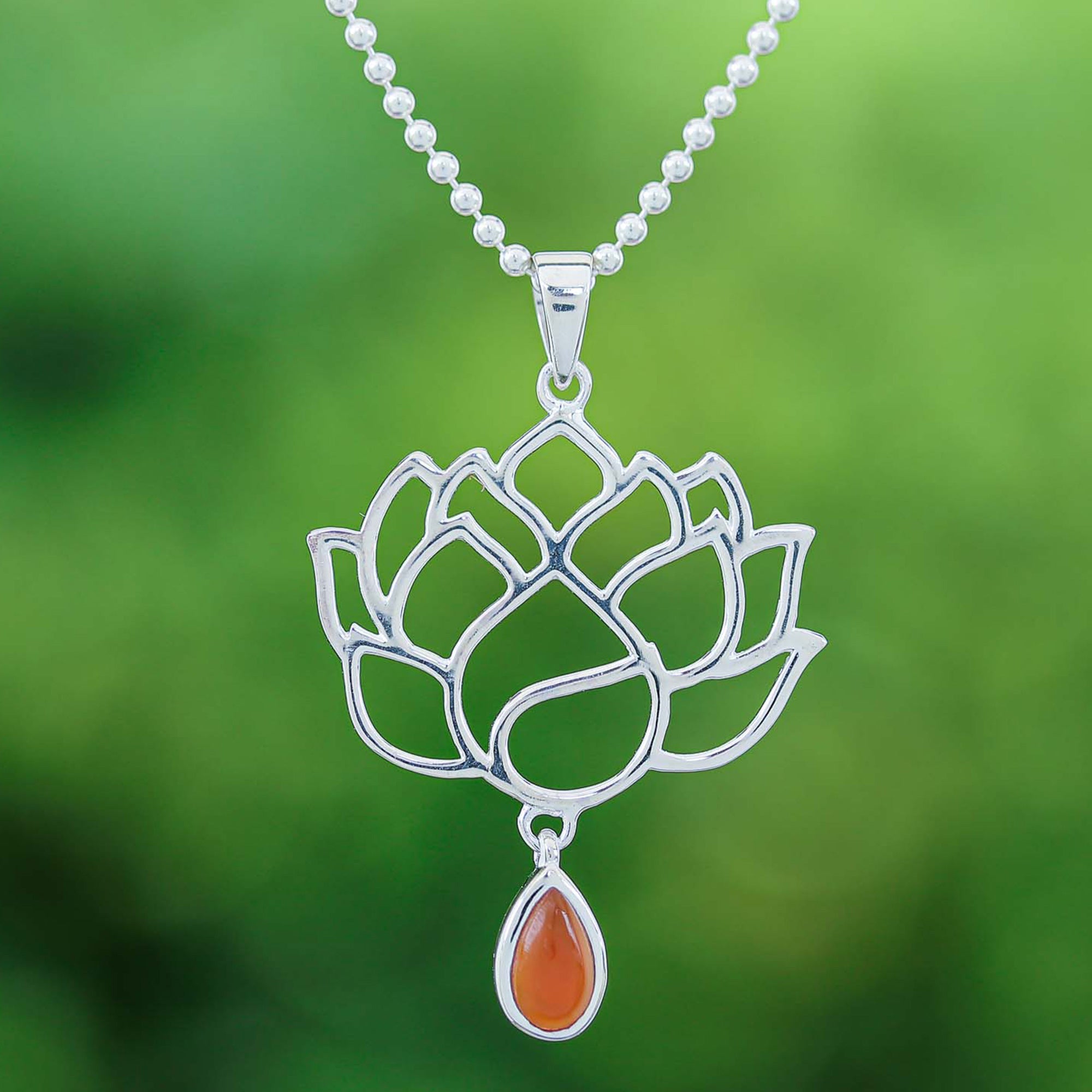 Openwork Carnelian Silver Chakra Floral Pendant Necklace - Orange Chakra Bloom