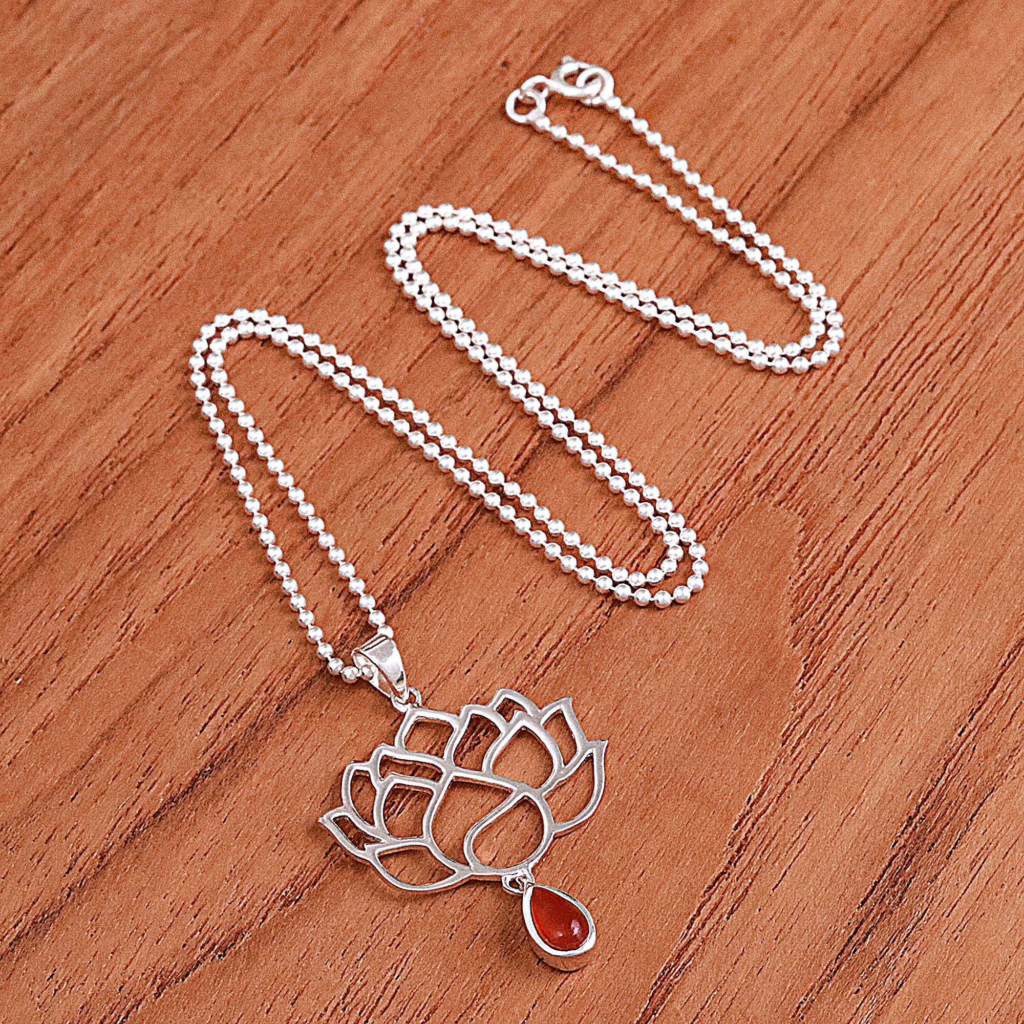 Openwork Carnelian Silver Chakra Floral Pendant Necklace - Orange Chakra Bloom